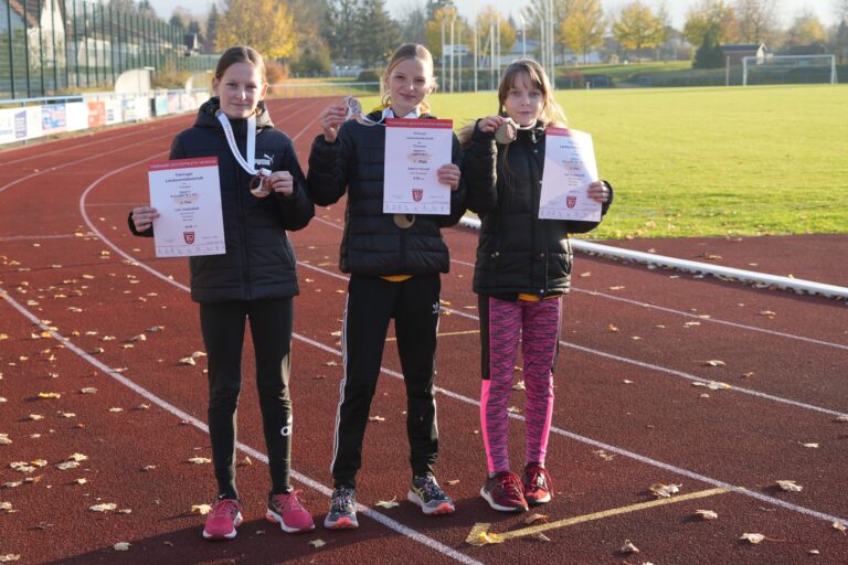 Fulminanter Sieg für Jasmin Konrad und ein sehr guter 3. Platz für die Mannschaft